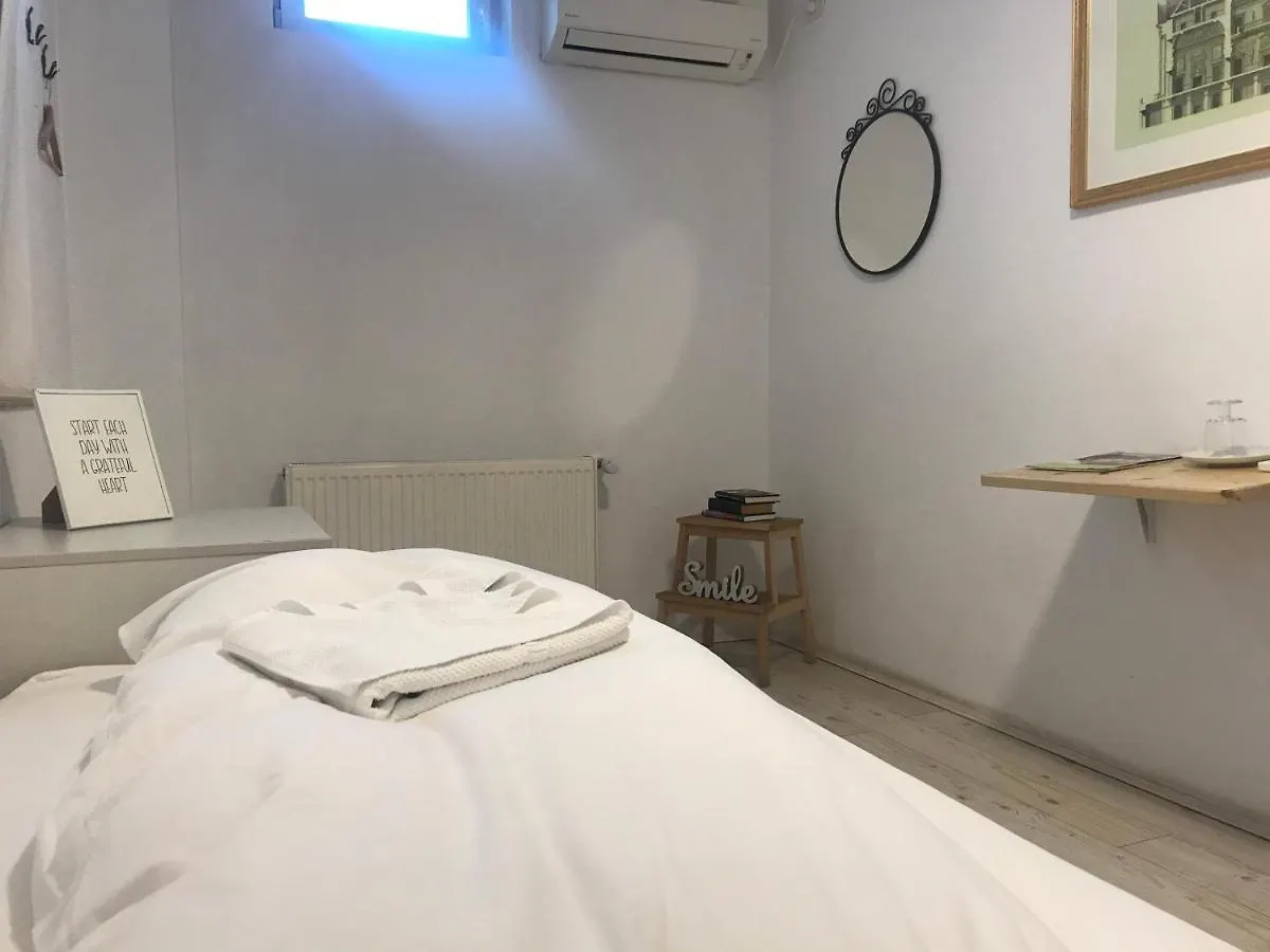 Bread&Breakfast Hostel Bucharest